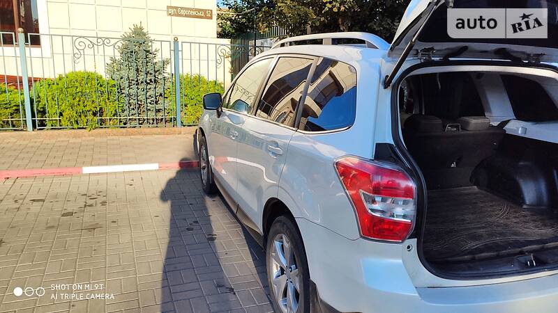 Позашляховик / Кросовер Subaru Forester 2014 в Покровську