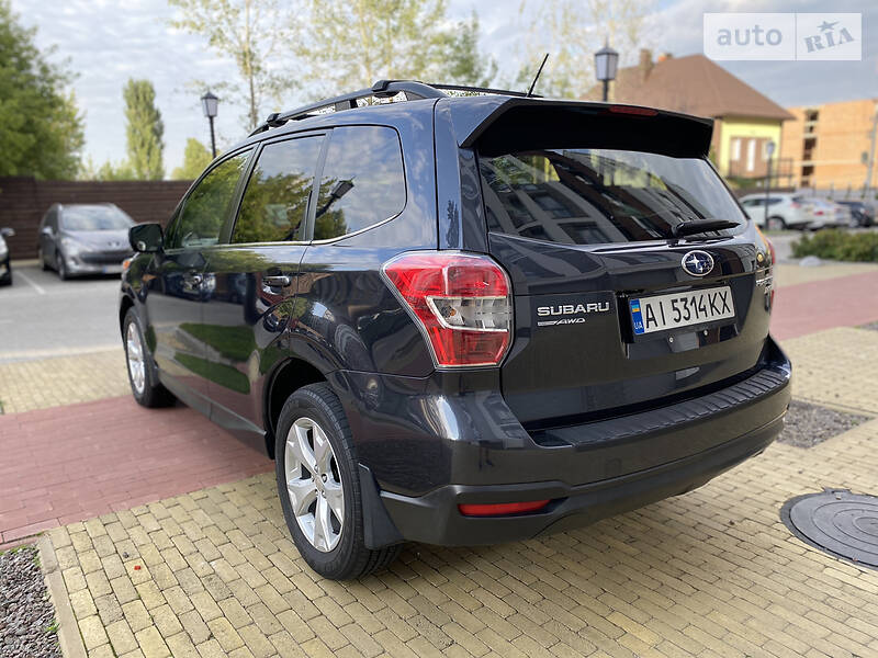 Позашляховик / Кросовер Subaru Forester 2014 в Києві