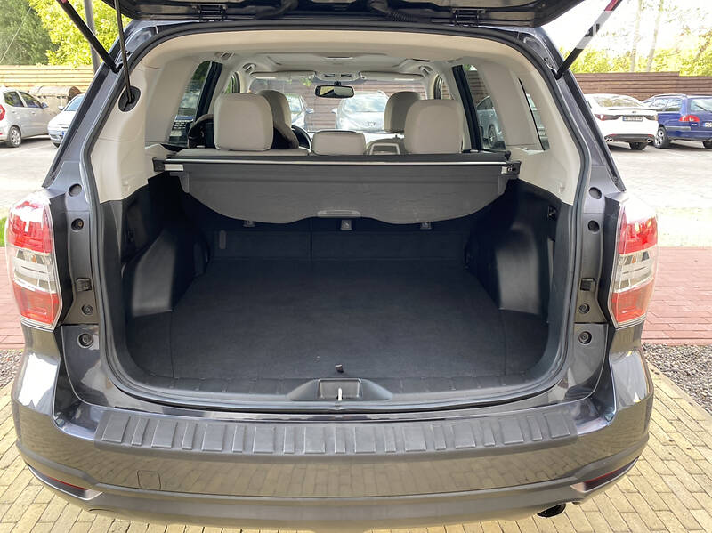 Позашляховик / Кросовер Subaru Forester 2014 в Києві