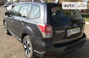 Внедорожник / Кроссовер Subaru Forester 2016 в 