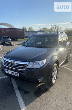 Позашляховик / Кросовер Subaru Forester 2008 в Києві