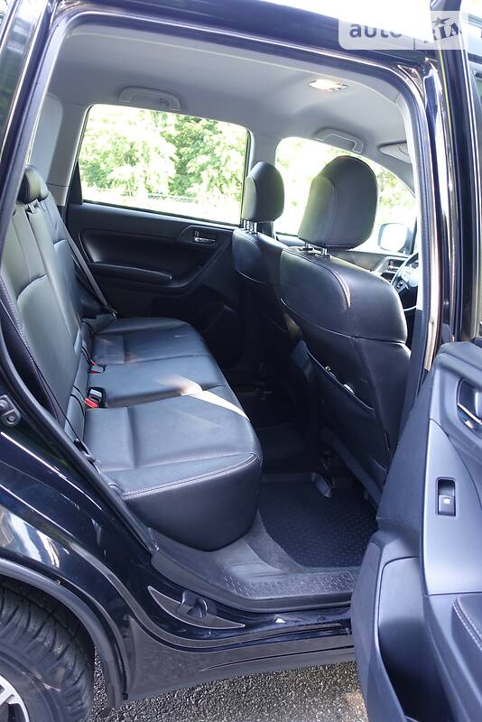 Внедорожник / Кроссовер Subaru Forester 2014 в Харькове