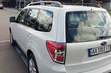 Позашляховик / Кросовер Subaru Forester 2008 в Києві