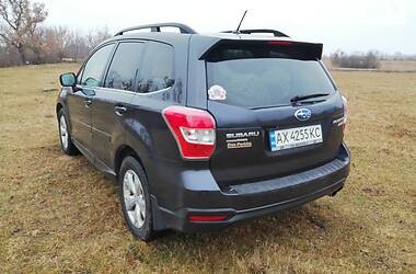 Внедорожник / Кроссовер Subaru Forester 2014 в 