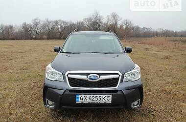 Внедорожник / Кроссовер Subaru Forester 2014 в 