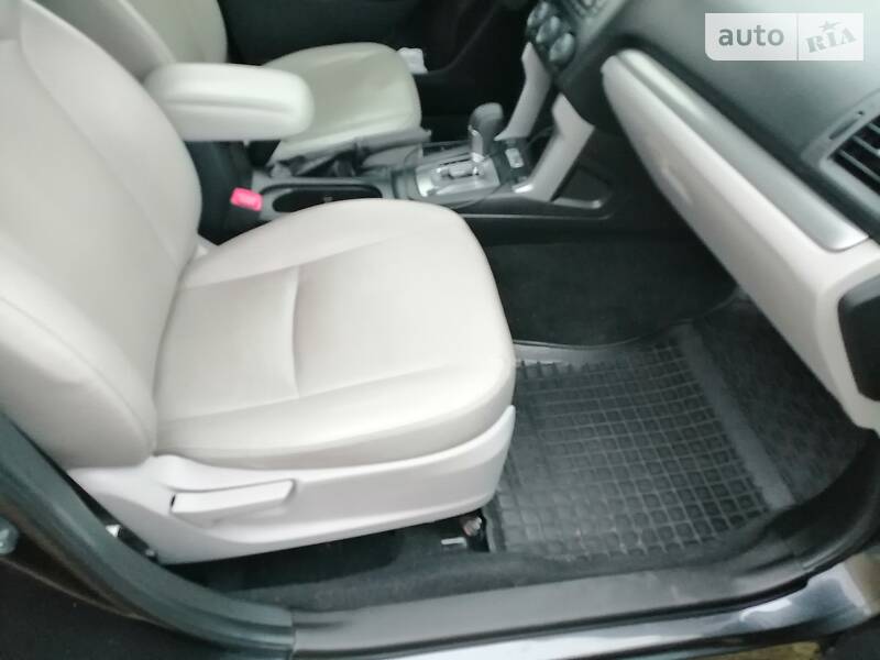 Внедорожник / Кроссовер Subaru Forester 2014 в Харькове