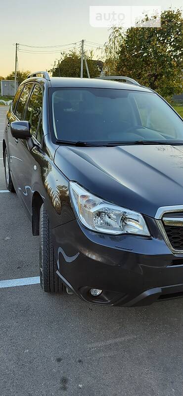Позашляховик / Кросовер Subaru Forester 2013 в Вараші