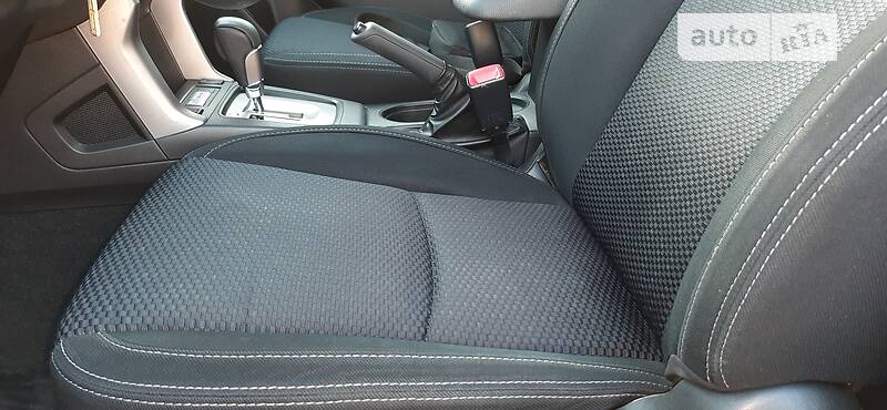 Позашляховик / Кросовер Subaru Forester 2013 в Вараші