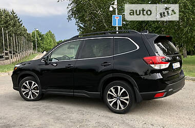 Внедорожник / Кроссовер Subaru Forester 2019 в 