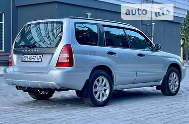Внедорожник / Кроссовер Subaru Forester 2004 в 