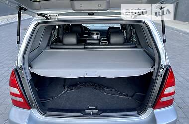 Внедорожник / Кроссовер Subaru Forester 2004 в 