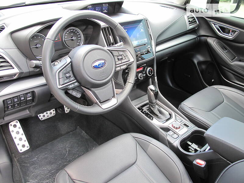 Внедорожник / Кроссовер Subaru Forester 2021 в Киеве