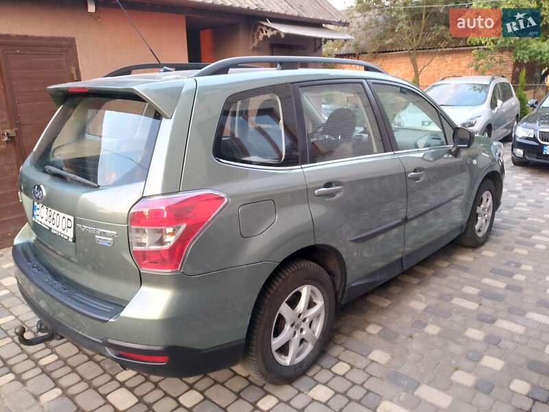 Внедорожник / Кроссовер Subaru Forester 2013 в Ходорове
