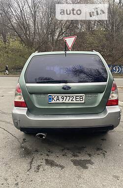 Внедорожник / Кроссовер Subaru Forester 2006 в Киеве