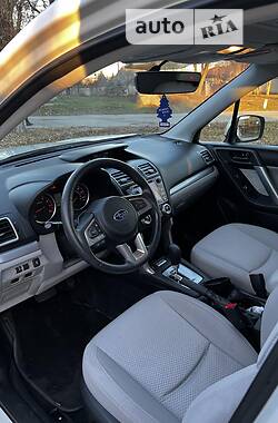 Позашляховик / Кросовер Subaru Forester 2017 в Дніпрі