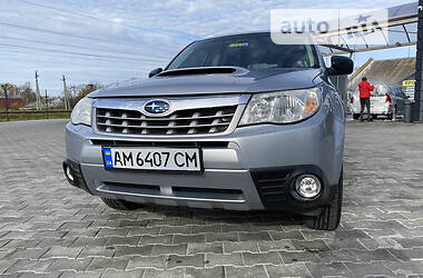 Внедорожник / Кроссовер Subaru Forester 2013 в Звягеле