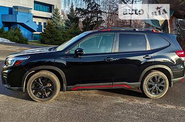 Позашляховик / Кросовер Subaru Forester 2019 в Дніпрі