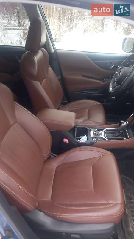Внедорожник / Кроссовер Subaru Forester 2018 в Киеве