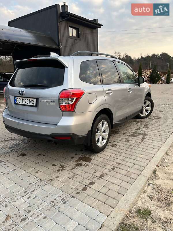 Subaru Forester 2015