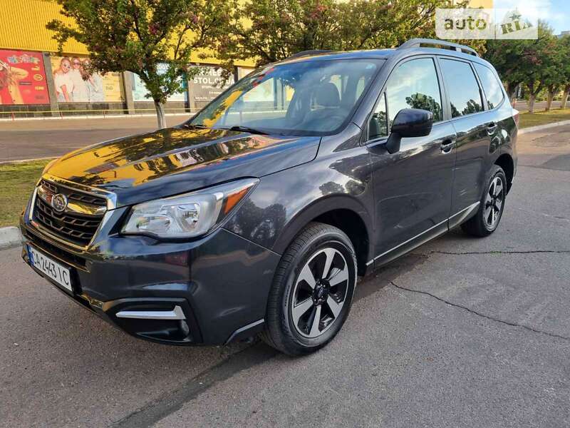 Внедорожник / Кроссовер Subaru Forester 2017 в Черкассах