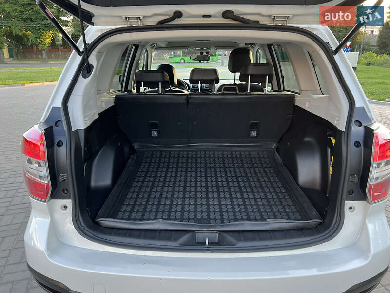 Позашляховик / Кросовер Subaru Forester 2015 в Житомирі