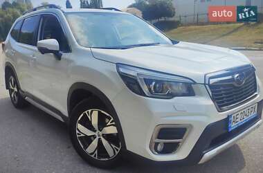 Внедорожник / Кроссовер Subaru Forester 2018 в 