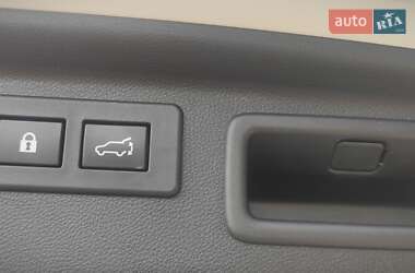 Внедорожник / Кроссовер Subaru Forester 2018 в 
