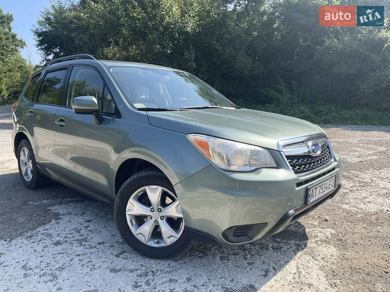 Внедорожник / Кроссовер Subaru Forester 2014 в Яремче