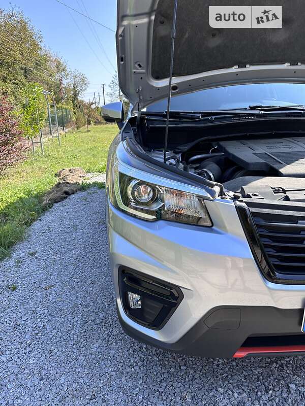 Внедорожник / Кроссовер Subaru Forester 2019 в Полтаве