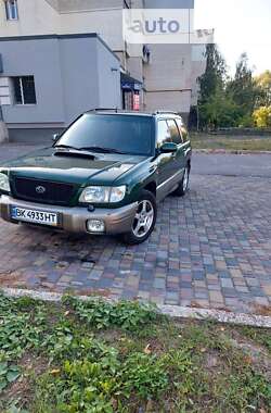 Внедорожник / Кроссовер Subaru Forester 2001 в Дубровице