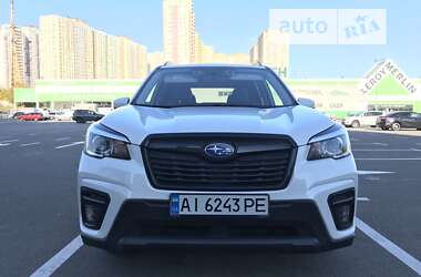 Внедорожник / Кроссовер Subaru Forester 2019 в Киеве