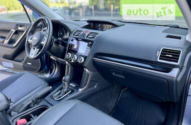 Внедорожник / Кроссовер Subaru Forester 2017 в 