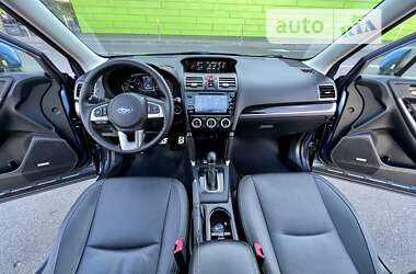 Внедорожник / Кроссовер Subaru Forester 2017 в 