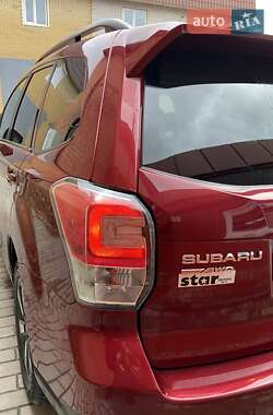 Внедорожник / Кроссовер Subaru Forester 2017 в 