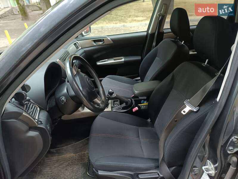 Внедорожник / Кроссовер Subaru Forester 2008 в Николаеве