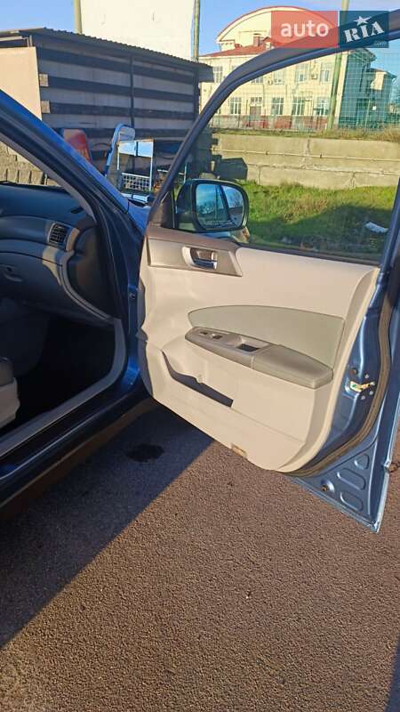 Внедорожник / Кроссовер Subaru Forester 2010 в Днепре