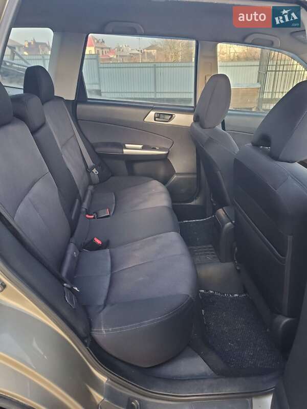 Внедорожник / Кроссовер Subaru Forester 2008 в Черновцах
