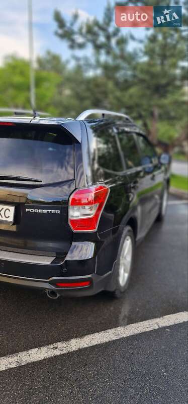 Внедорожник / Кроссовер Subaru Forester 2013 в Днепре