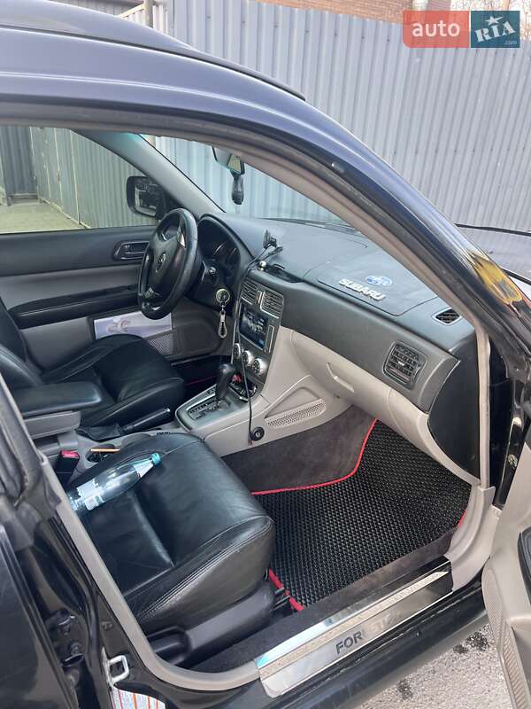 Позашляховик / Кросовер Subaru Forester 2006 в Дніпрі