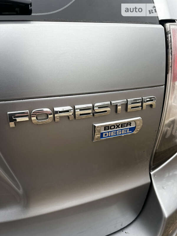 Внедорожник / Кроссовер Subaru Forester 2010 в Зенькове