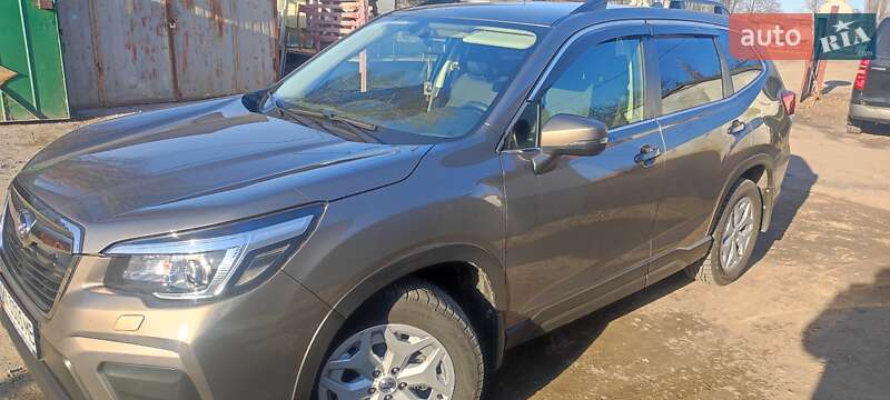 Внедорожник / Кроссовер Subaru Forester 2021 в Харькове