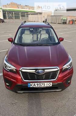 Позашляховик / Кросовер Subaru Forester 2019 в Києві