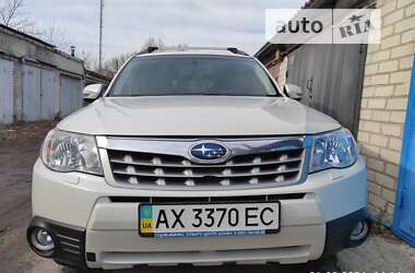 Позашляховик / Кросовер Subaru Forester 2011 в Харкові