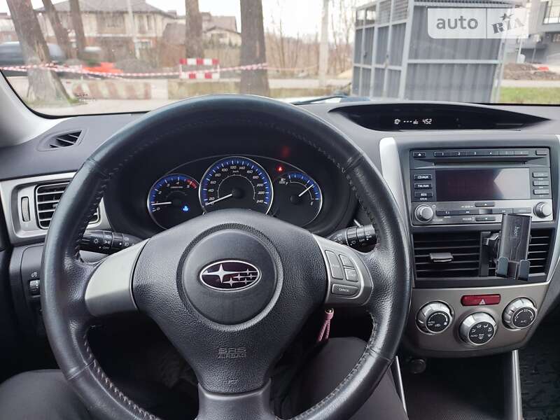 Внедорожник / Кроссовер Subaru Forester 2010 в Ровно