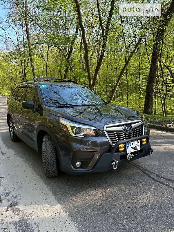 Внедорожник / Кроссовер Subaru Forester 2018 в Киеве