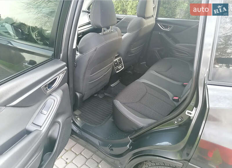 Позашляховик / Кросовер Subaru Forester 2019 в Львові