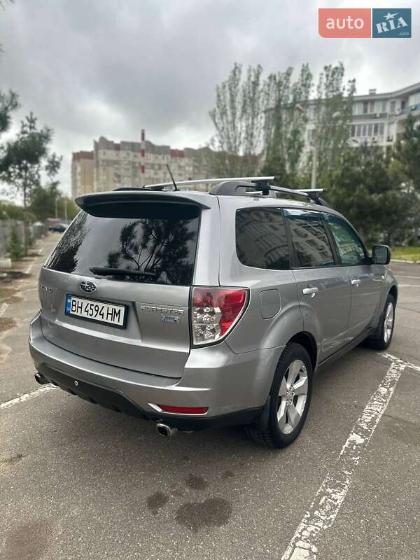 Внедорожник / Кроссовер Subaru Forester 2010 в Одессе