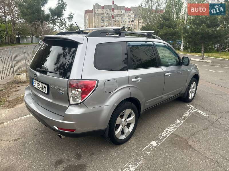 Внедорожник / Кроссовер Subaru Forester 2010 в Одессе
