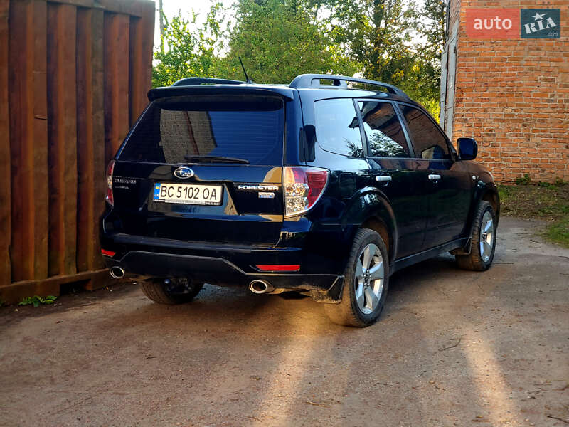 Внедорожник / Кроссовер Subaru Forester 2010 в Сокале