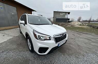 Внедорожник / Кроссовер Subaru Forester 2020 в Нетешине